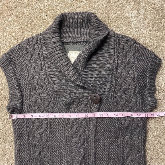 Kenzie Short Sleeve Cardigan Sweater Vest L Brown - Picture 6 of 7